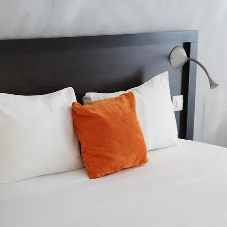 Avalon 3* Paris