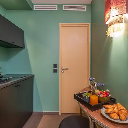 Avalon Aparthotel 3*