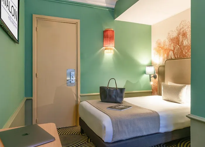 Avalon 3* Parijs