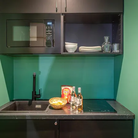 Avalon アパートホテル パリ