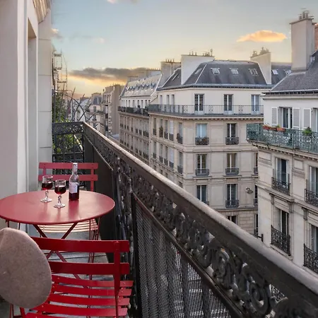 Avalon アパートホテル