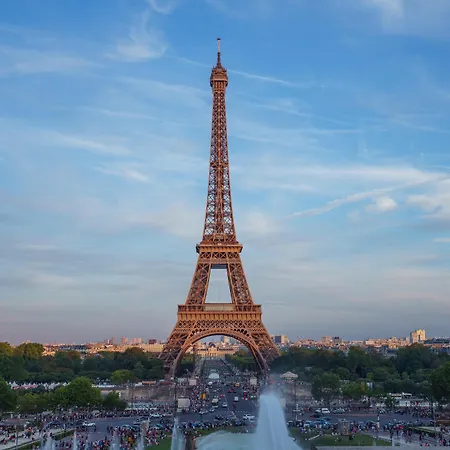 Appart Hotel Avalon Paris Center 3*